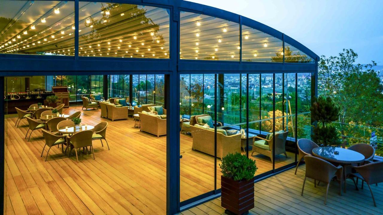 Hotel Celik Palas Convention Center & Thermal Spa Bursa Luaran gambar The Sky Bar
