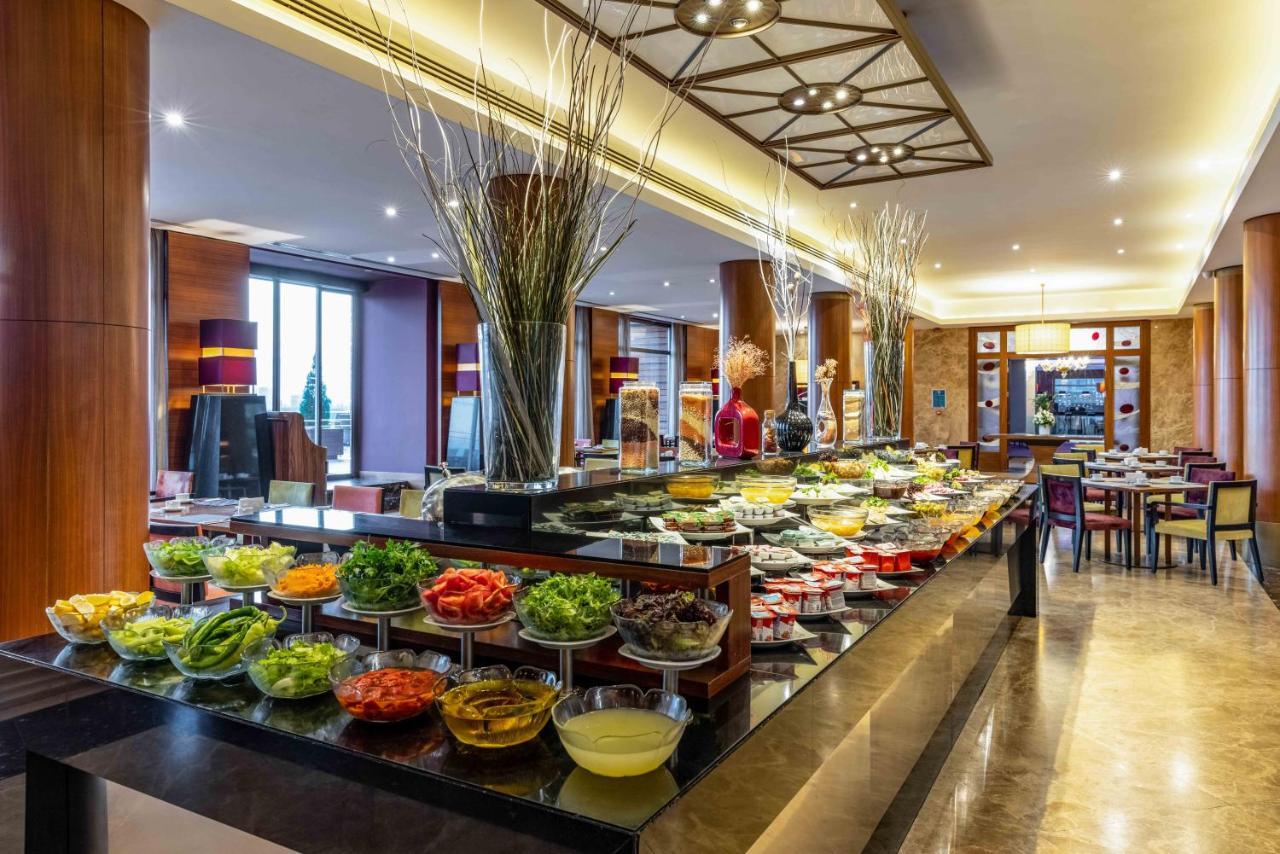 Hotel Celik Palas Convention Center & Thermal Spa Bursa Luaran gambar The buffet at the hotel