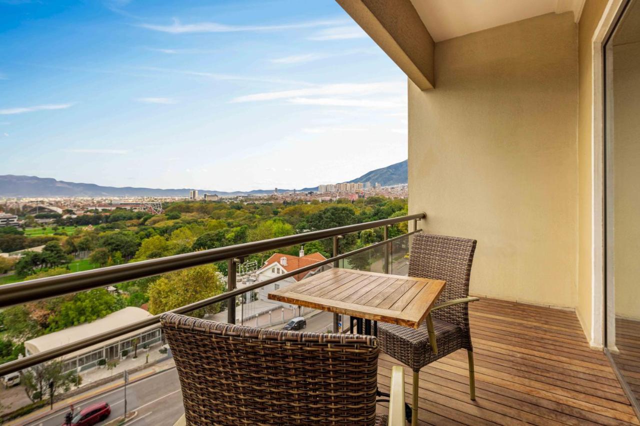 Hotel Celik Palas Convention Center & Thermal Spa Bursa Luaran gambar A balcony
