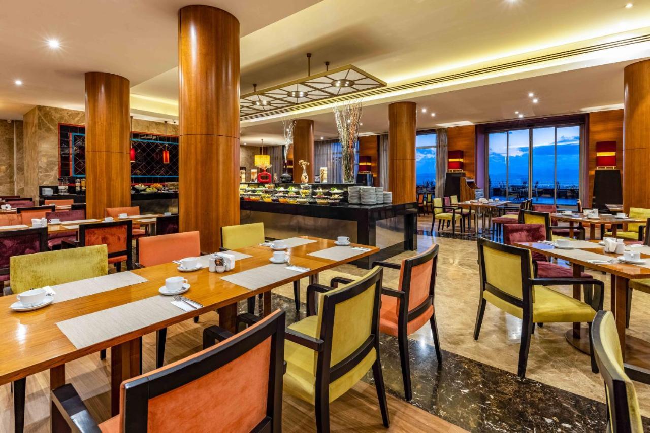Hotel Celik Palas Convention Center & Thermal Spa Bursa Luaran gambar The restaurant